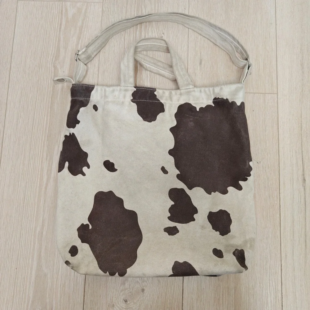 Baggu Womens Duck Bag Tote OS Brown Cow Print Canvas Adjustable Strap Western